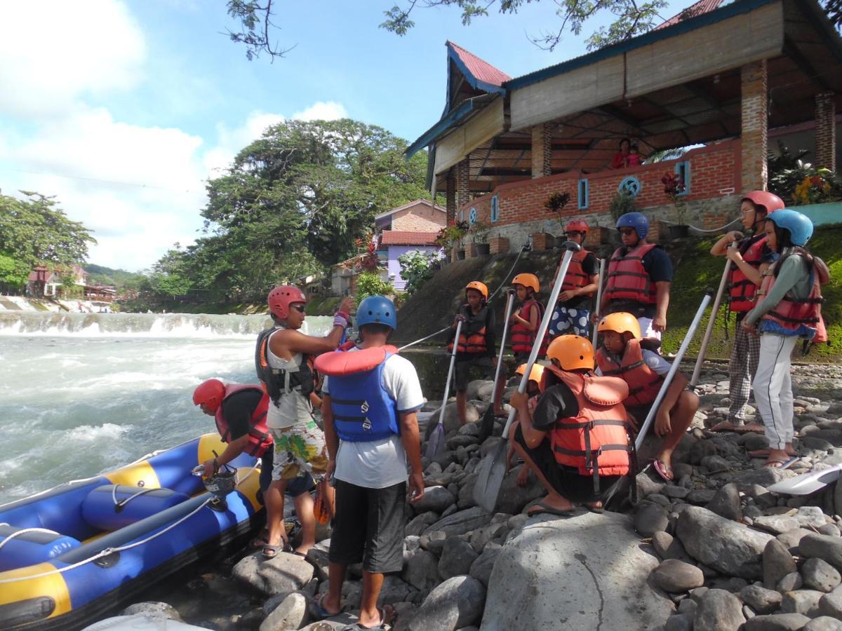 Ambow Homestay Jungle Trekking & Village Tour Букит Лаванг Екстериор снимка